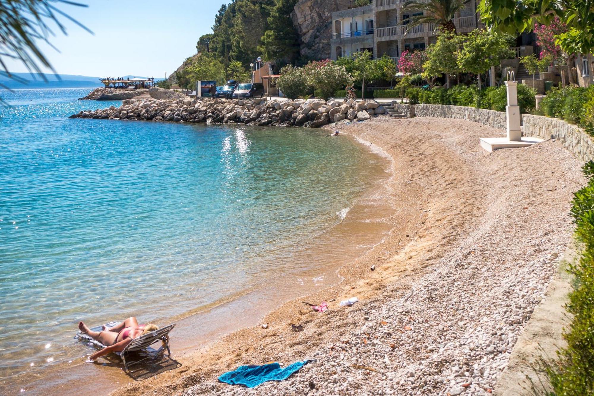 Apartments And Rooms By The Sea Brela, Makarska - 13118 Exterior foto